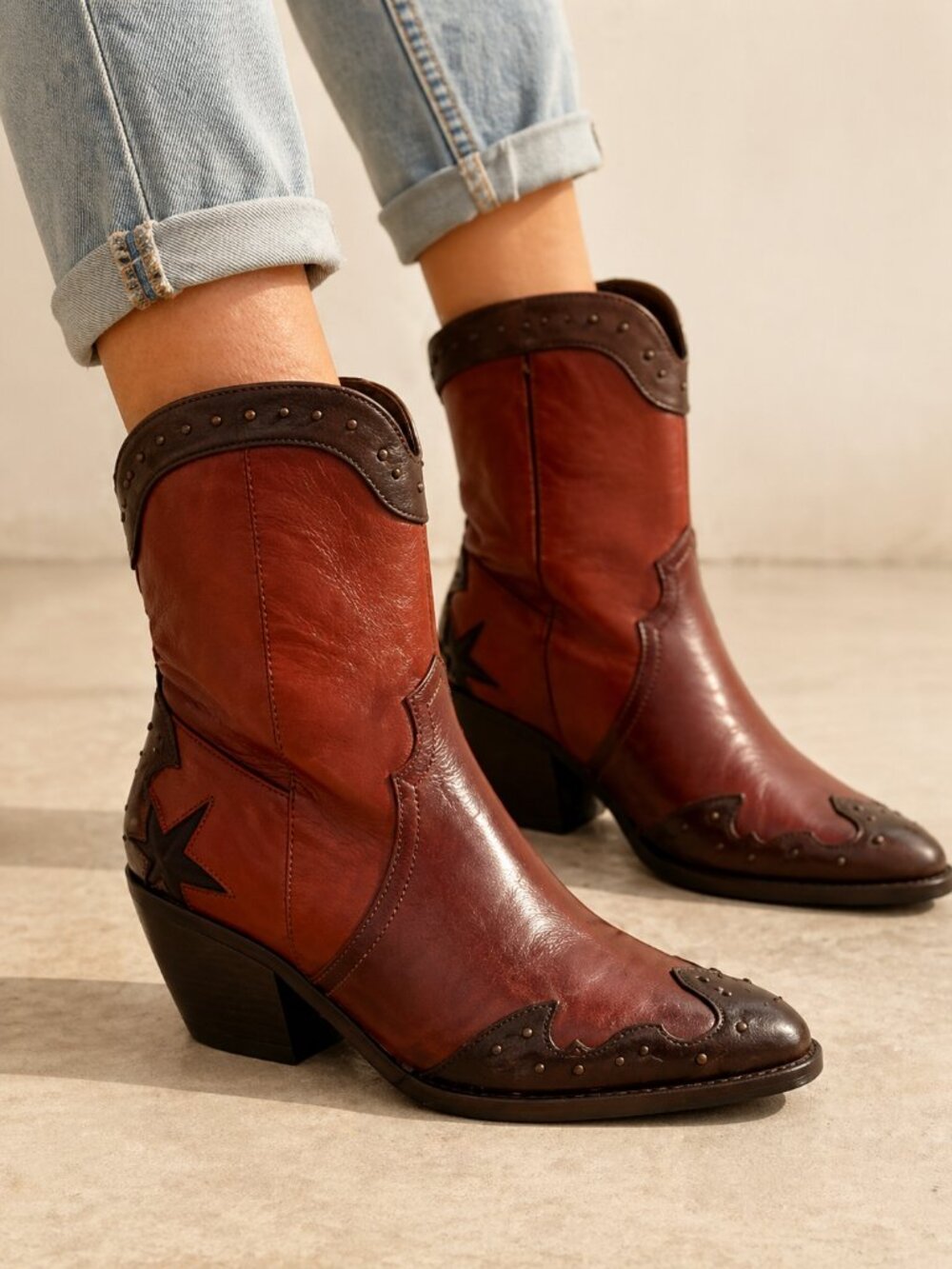 Brown Western Ankle Boots – Leather – Size 7